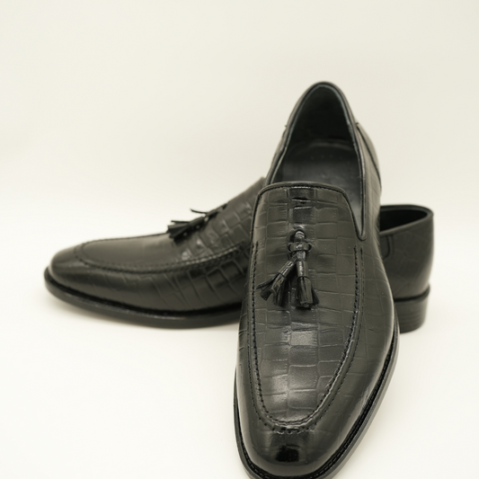 High-shine leather shoes - Black